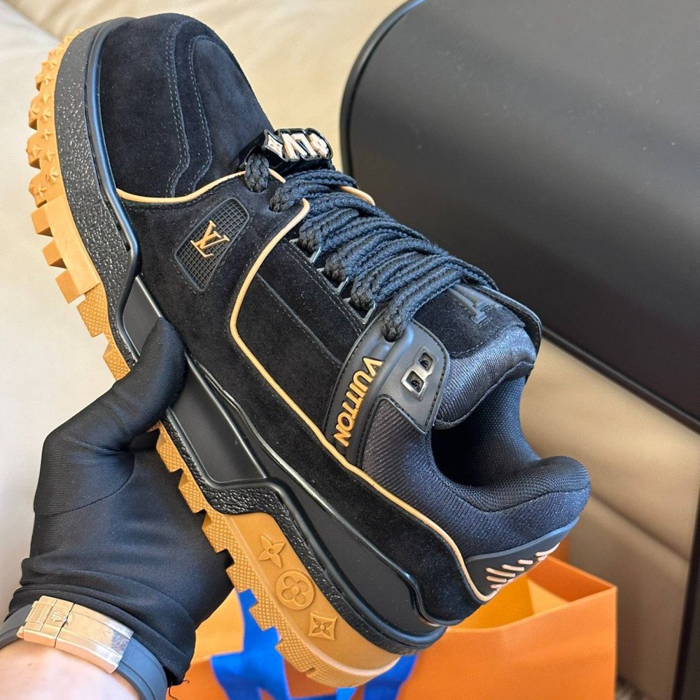 LV MAX Trainer Sneaker LV MAX Trainer Sneaker