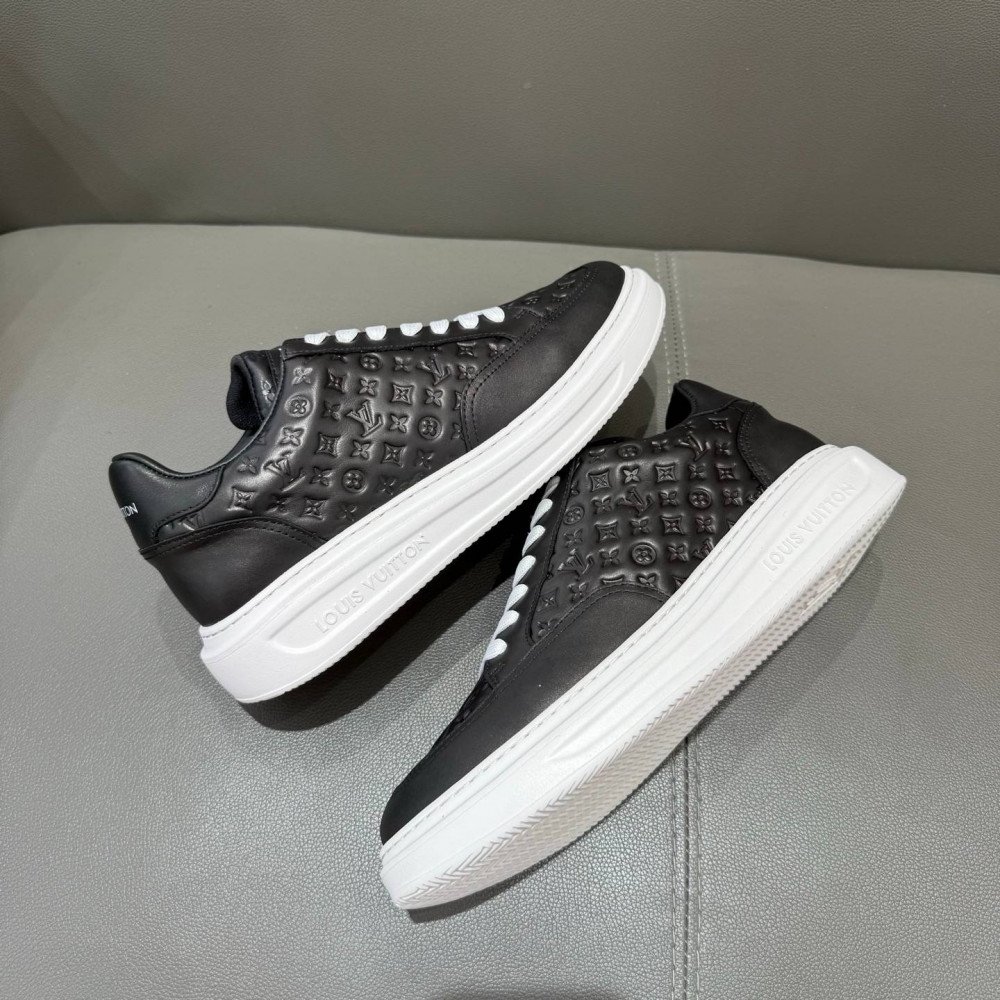  Rivoli sneakers