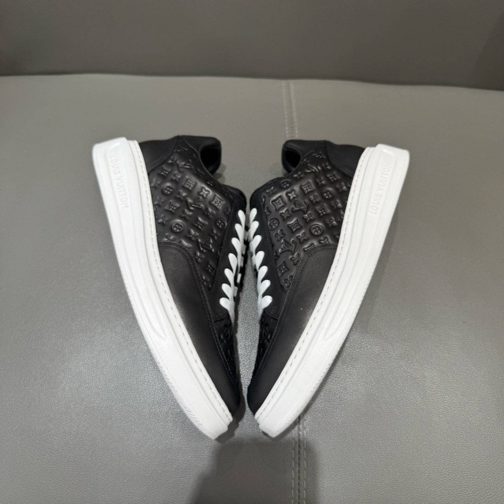  Rivoli sneakers