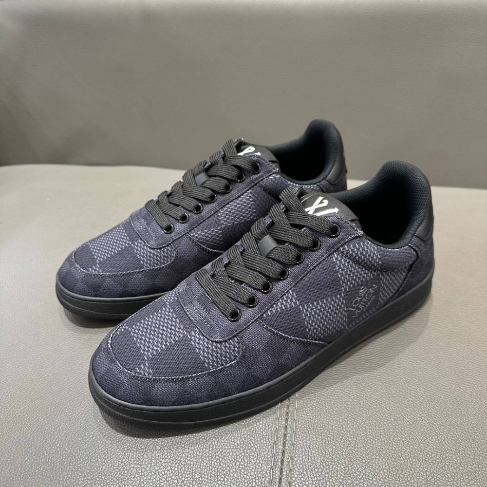  Rivoli sneakers