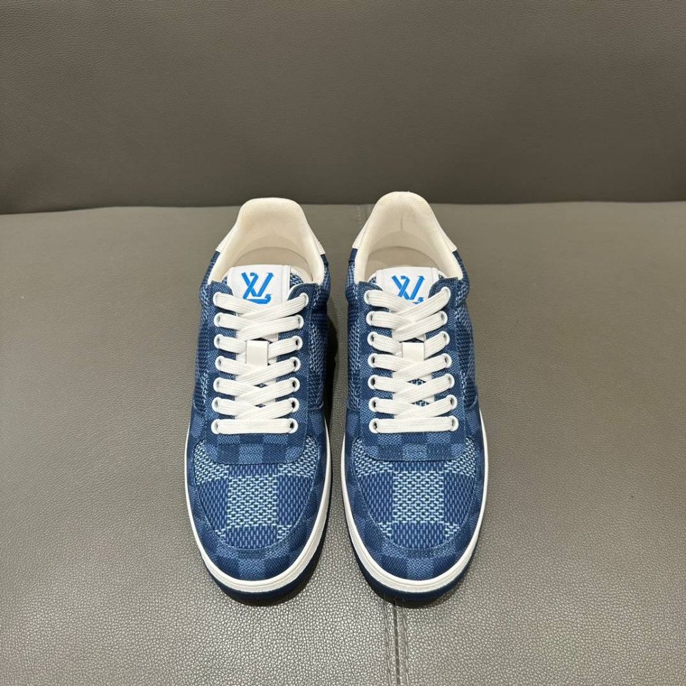  Rivoli sneakers