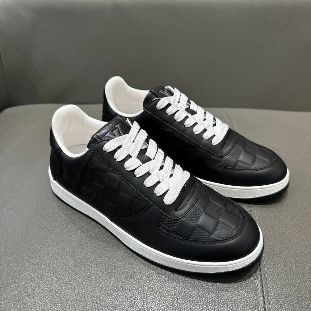  Rivoli sneakers