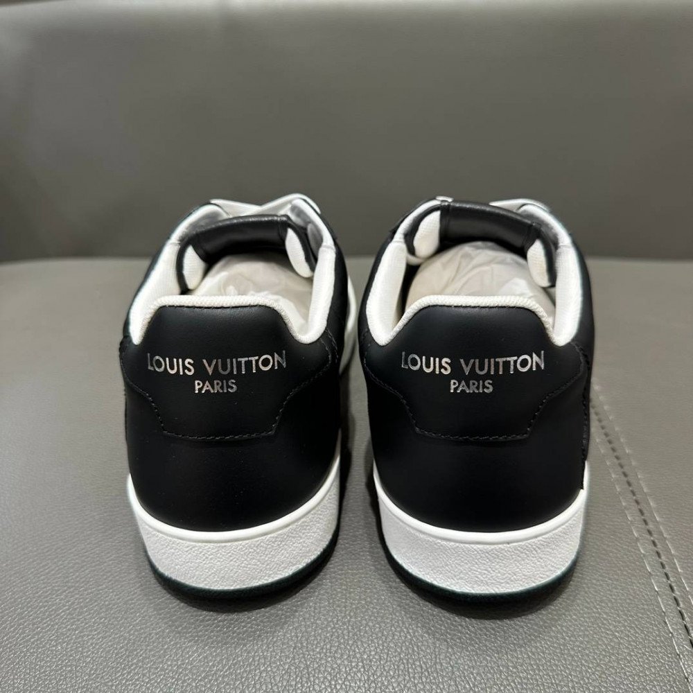 Rivoli sneakers