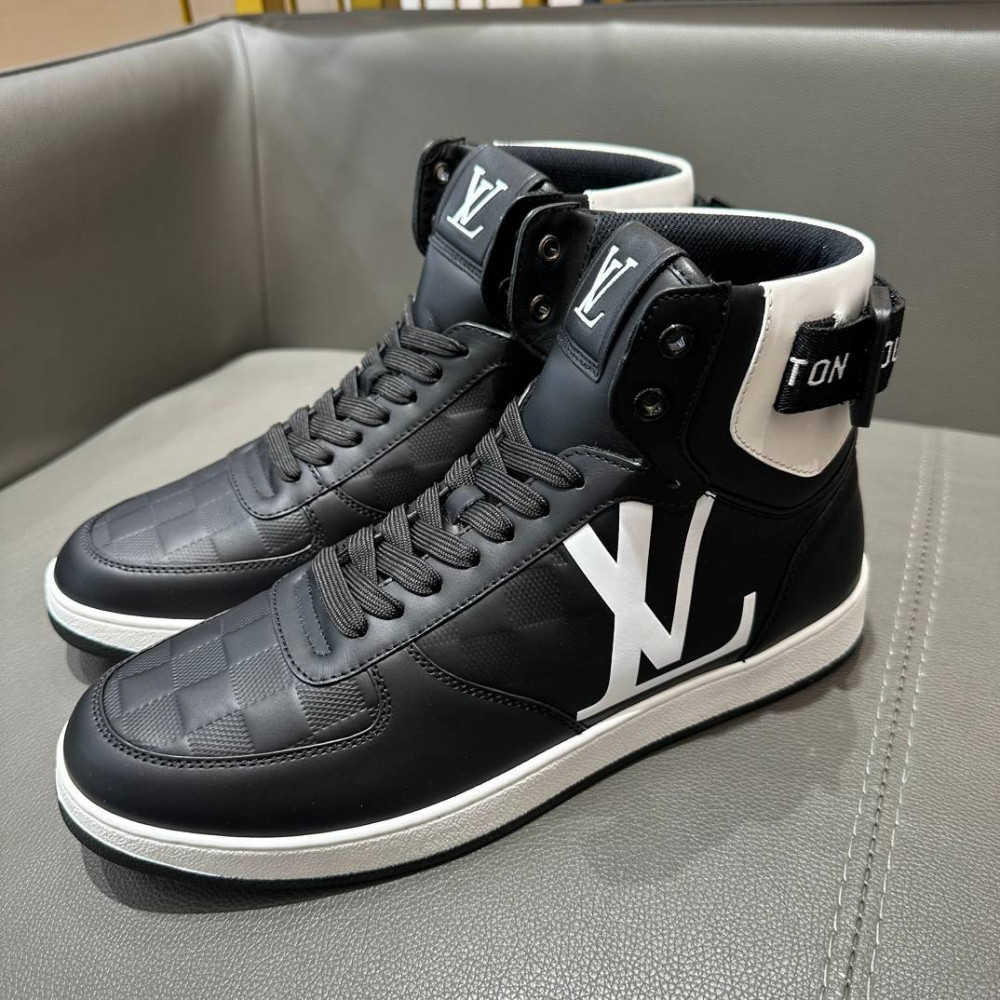  Rivoli sneakers