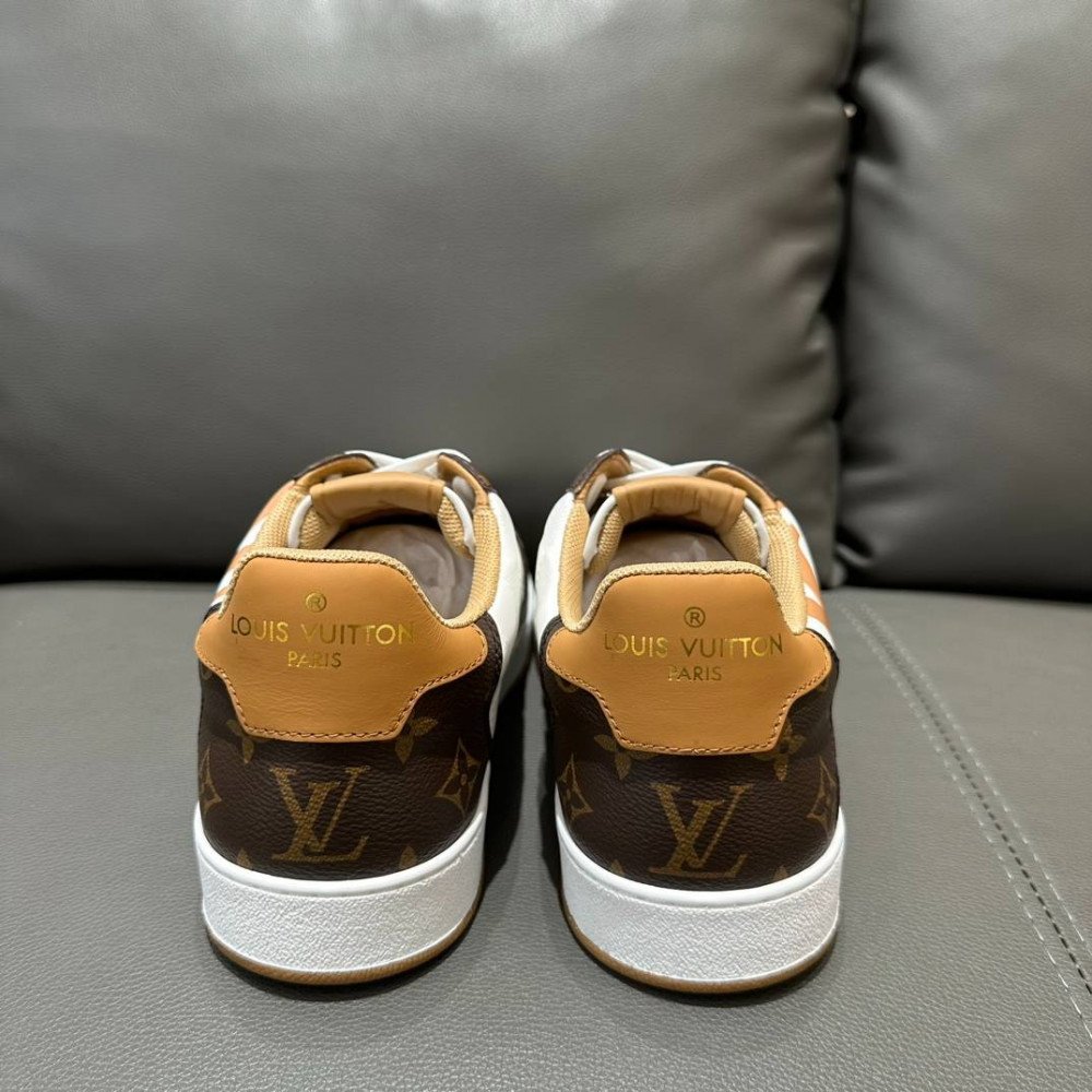  Rivoli sneakers