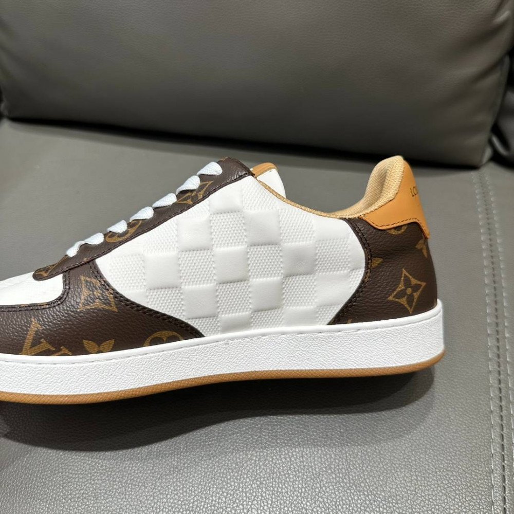  Rivoli sneakers