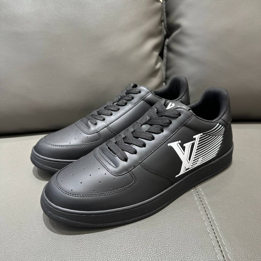  Rivoli sneakers