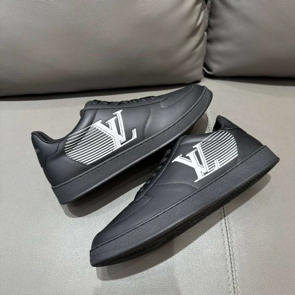  Rivoli sneakers