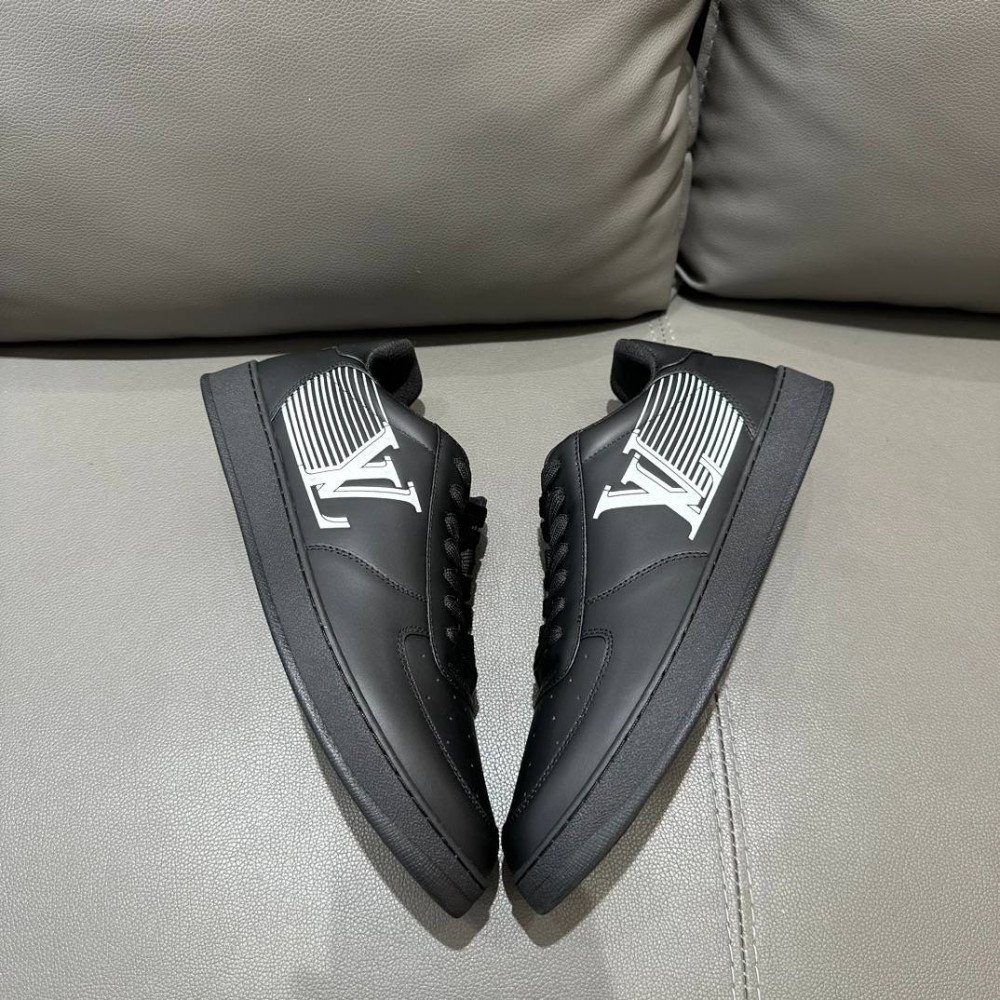  Rivoli sneakers