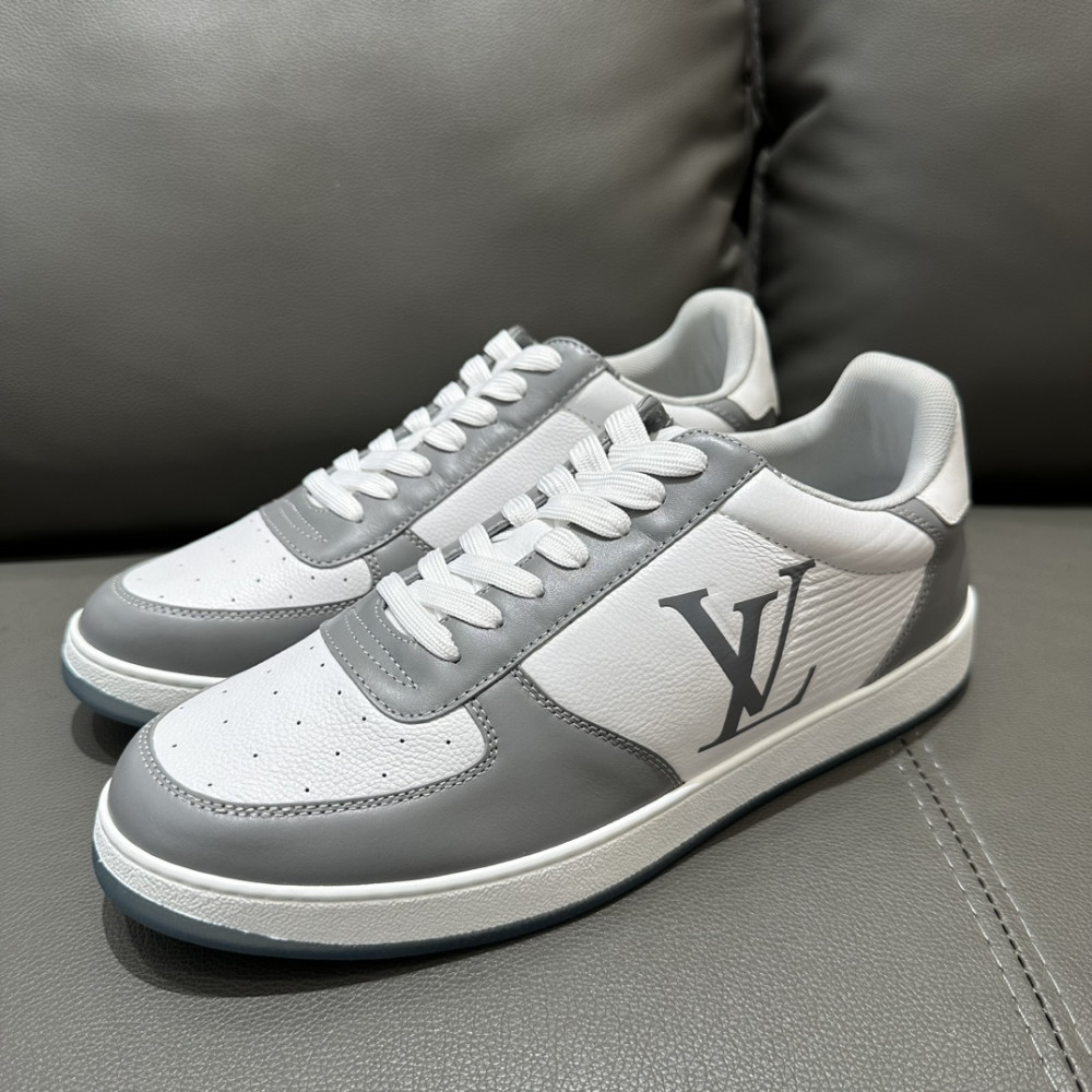  Rivoli sneakers