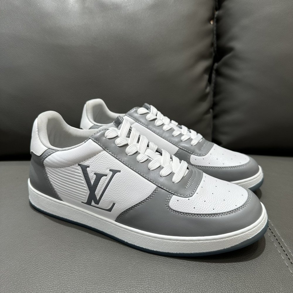  Rivoli sneakers