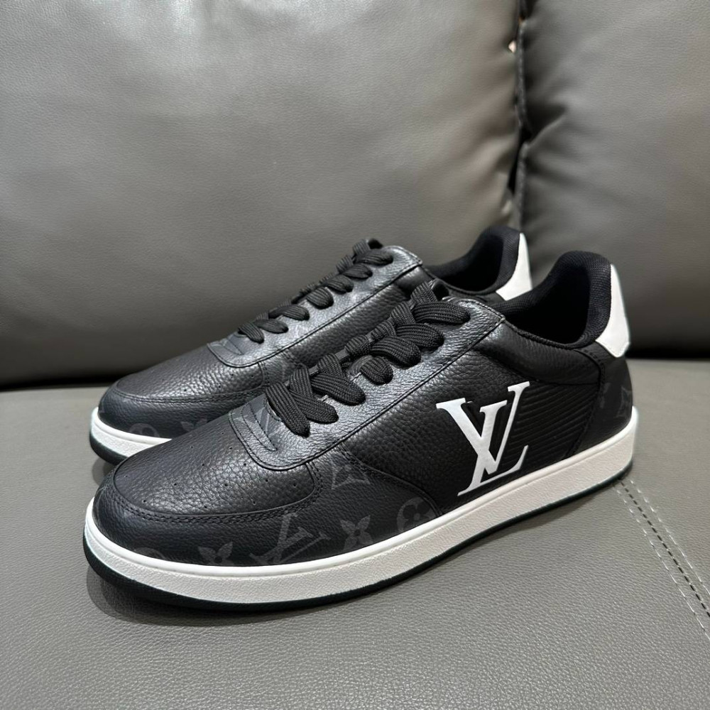 Rivoli sneakers