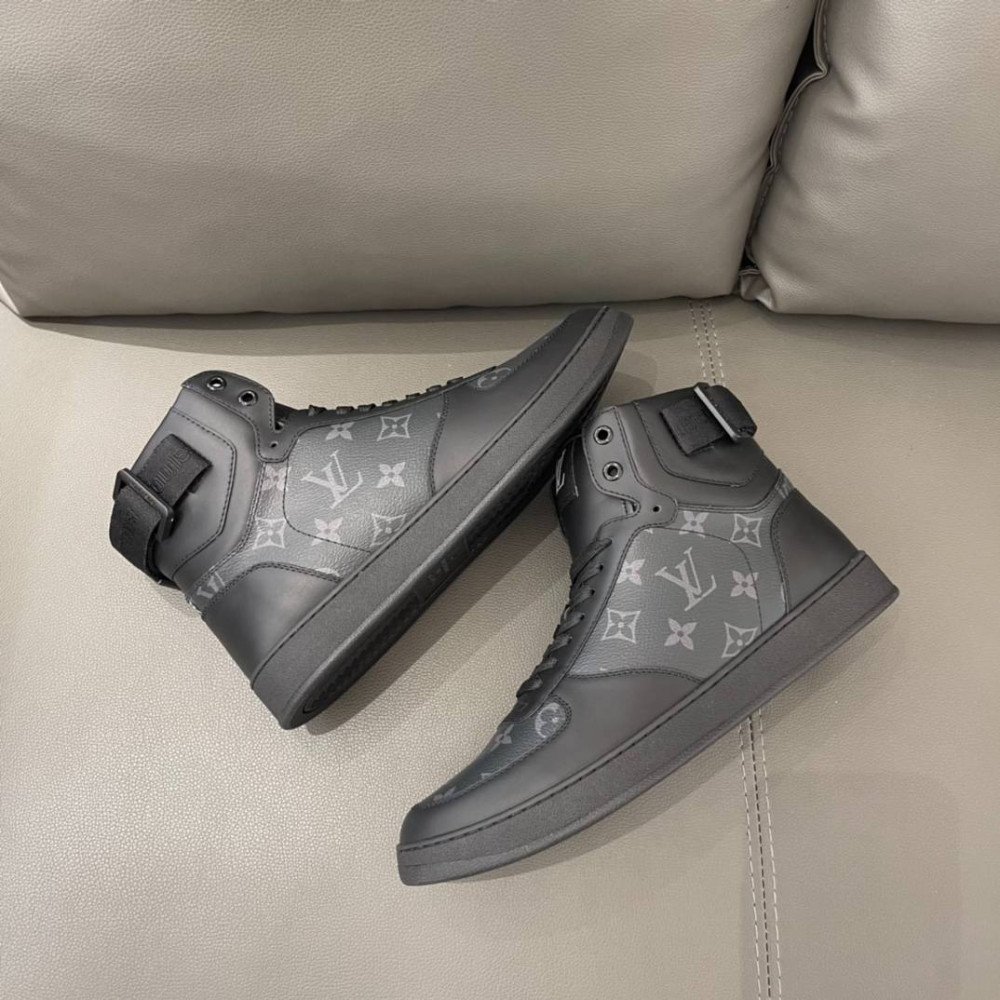 Rivoli sneakers