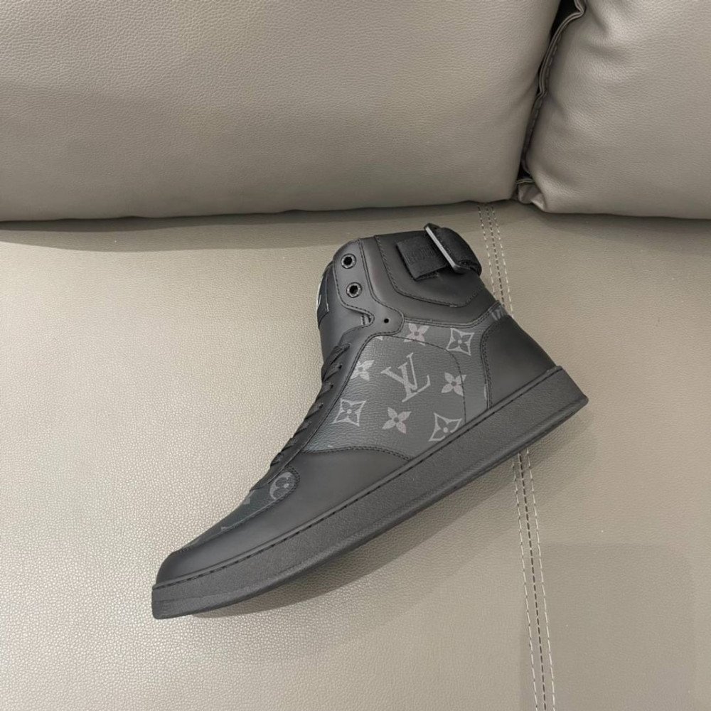  Rivoli sneakers