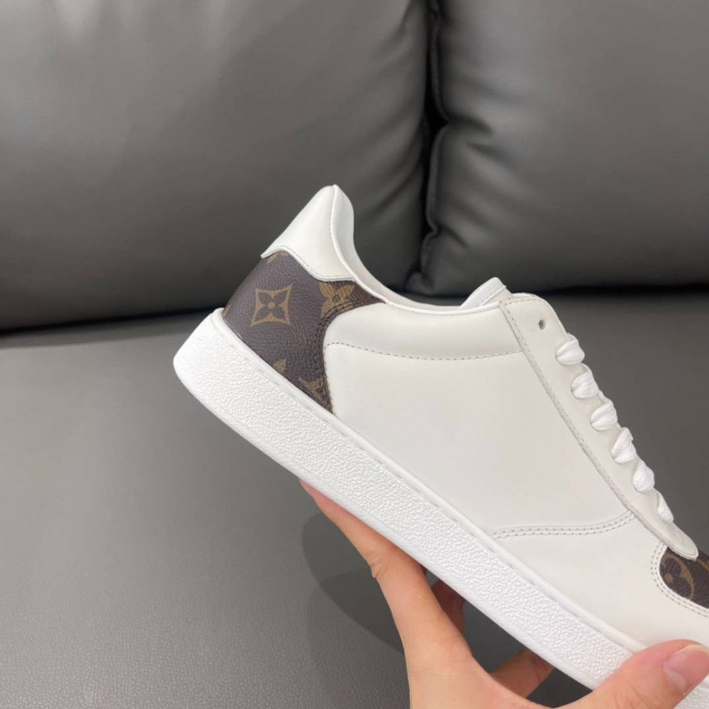  Rivoli sneakers