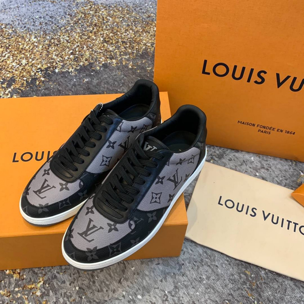  Rivoli sneakers