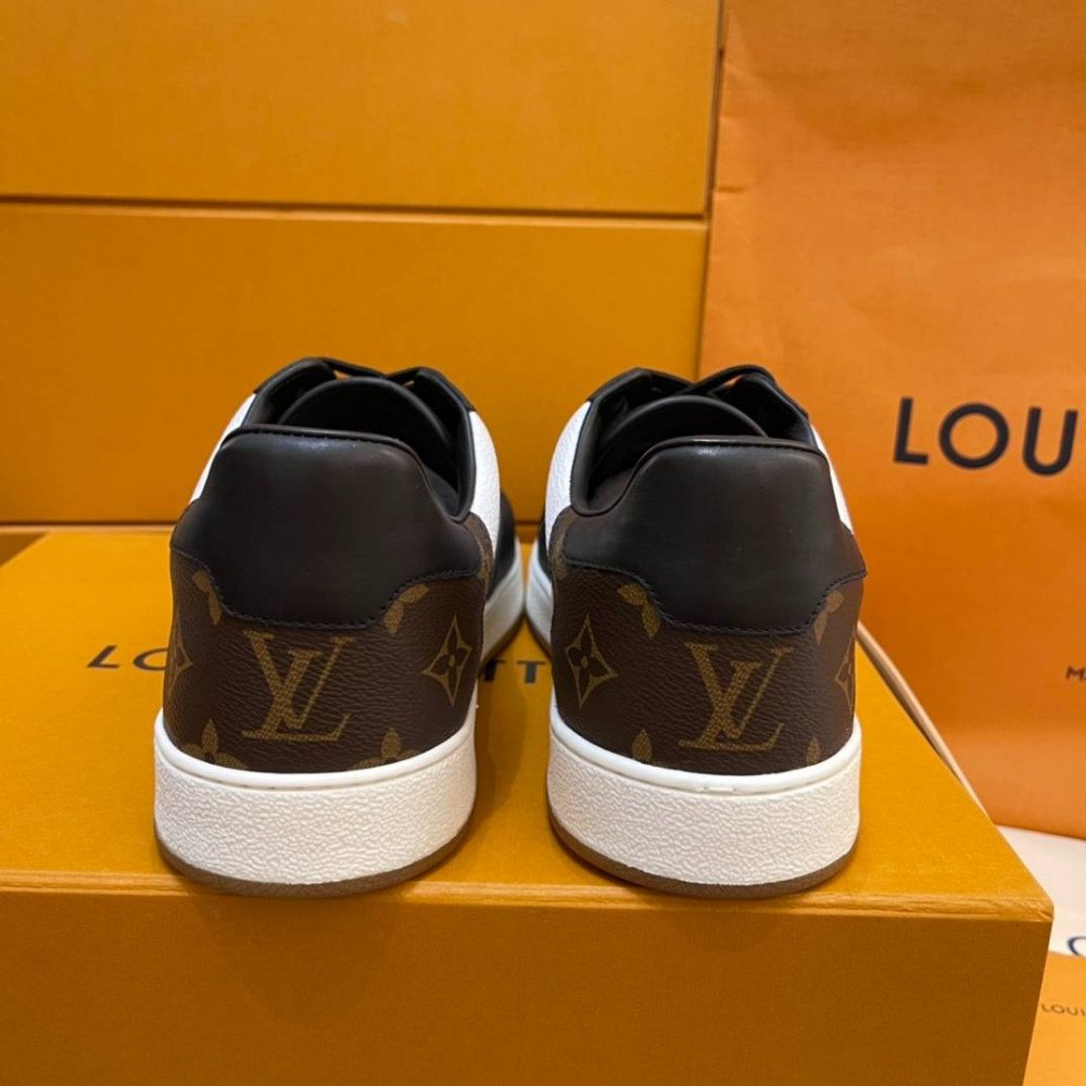  Rivoli sneakers