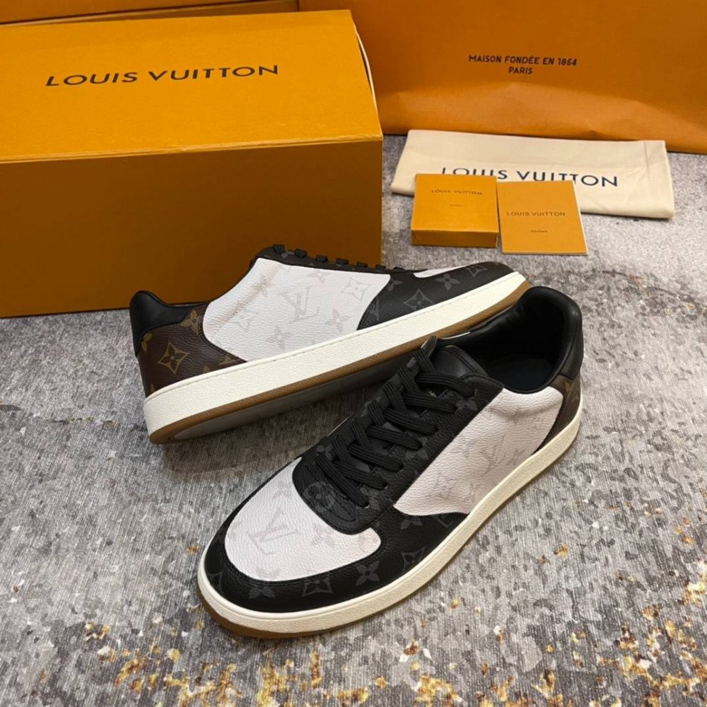  Rivoli sneakers
