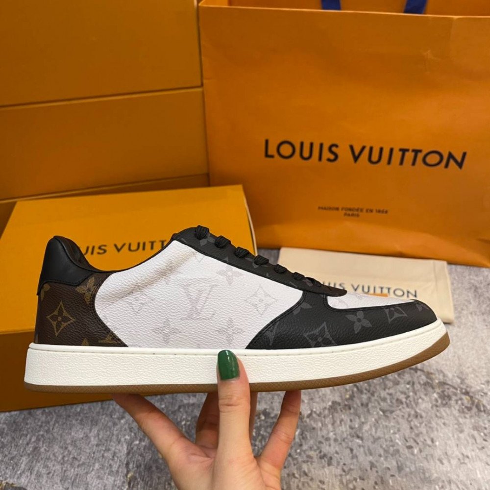  Rivoli sneakers