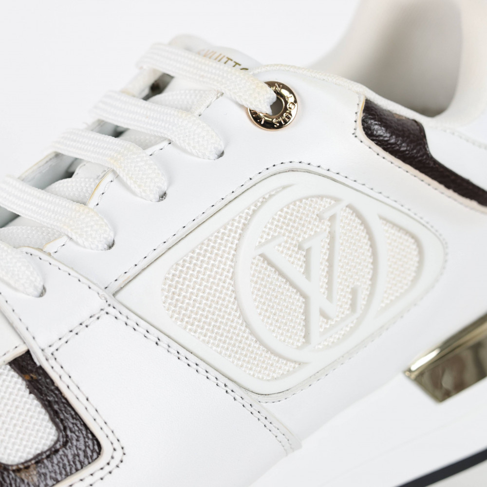 Run away Sneakers Run away Sneakers