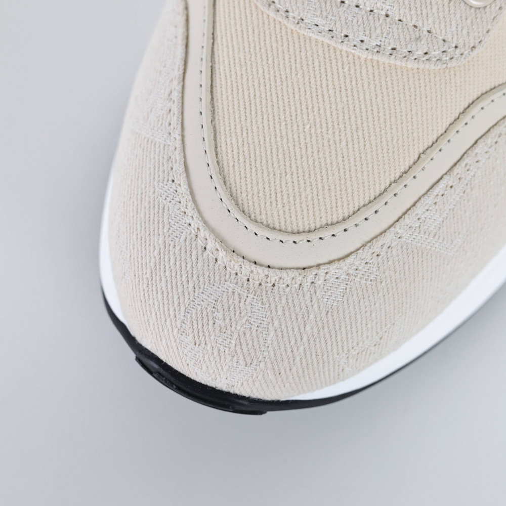 Run away Sneakers Run away Sneakers