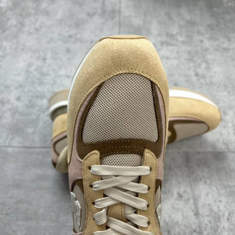 Run away Sneakers Run away Sneakers