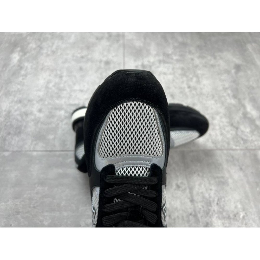 Run away Sneakers Run away Sneakers