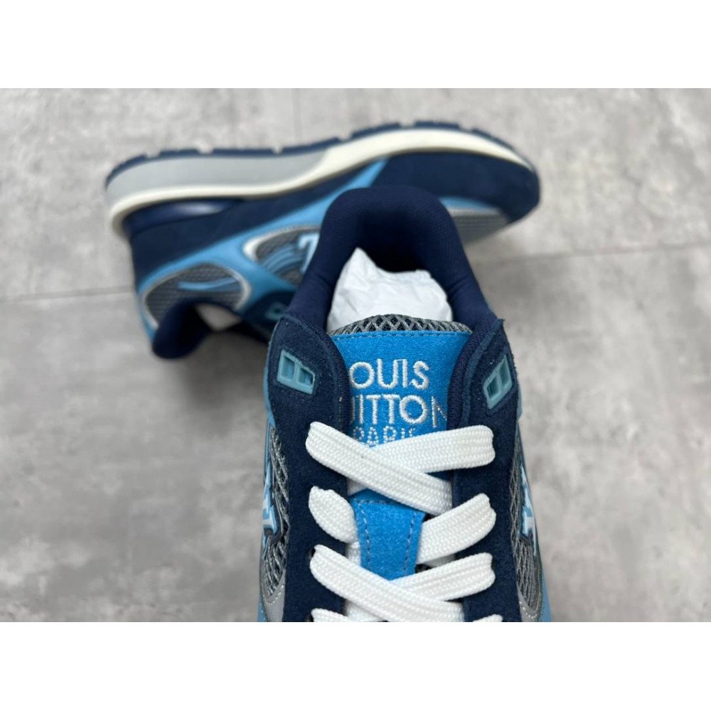 Run away Sneakers Run away Sneakers