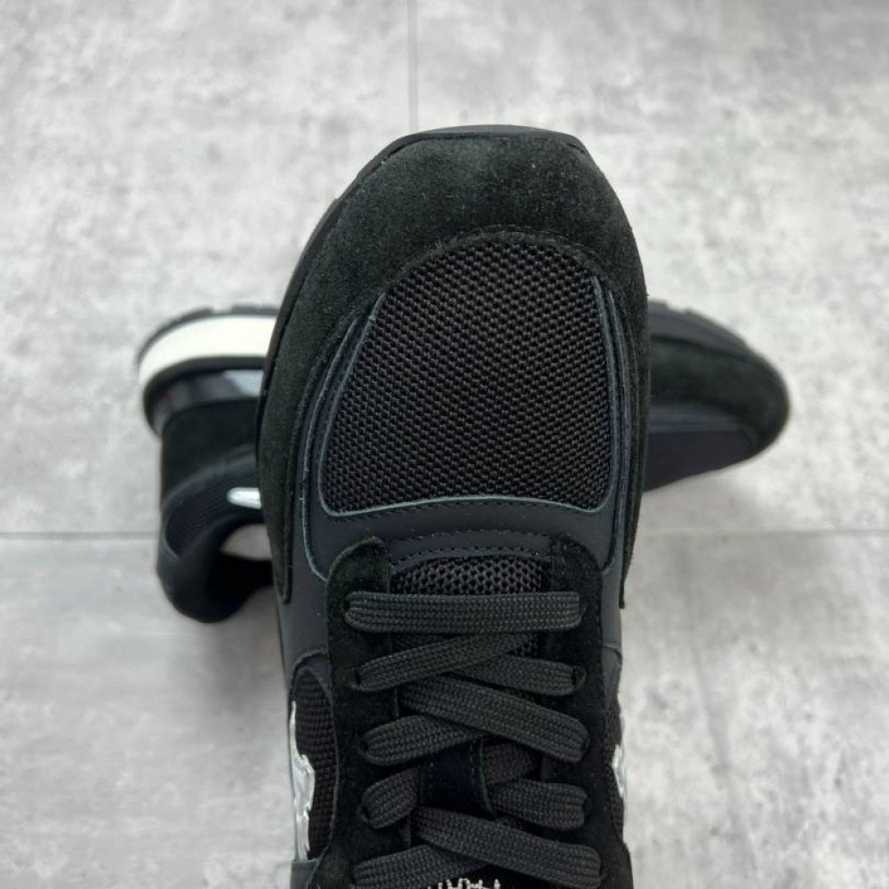 Run away Sneakers Run away Sneakers