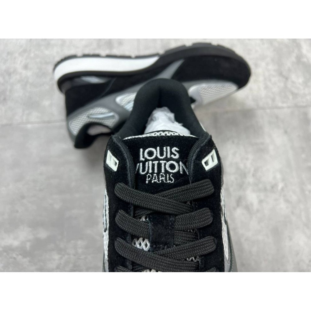 Run away Sneakers Run away Sneakers