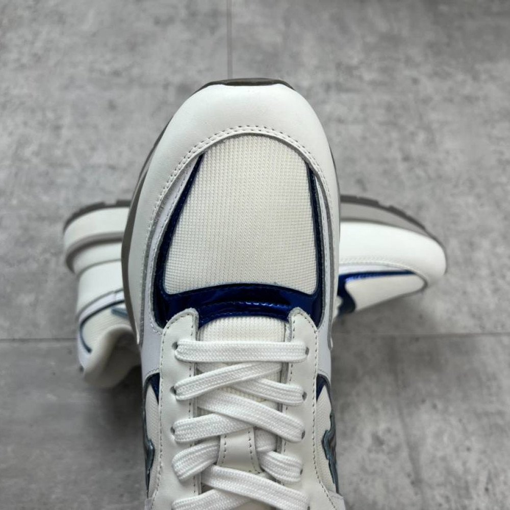 Run away Sneakers Run away Sneakers
