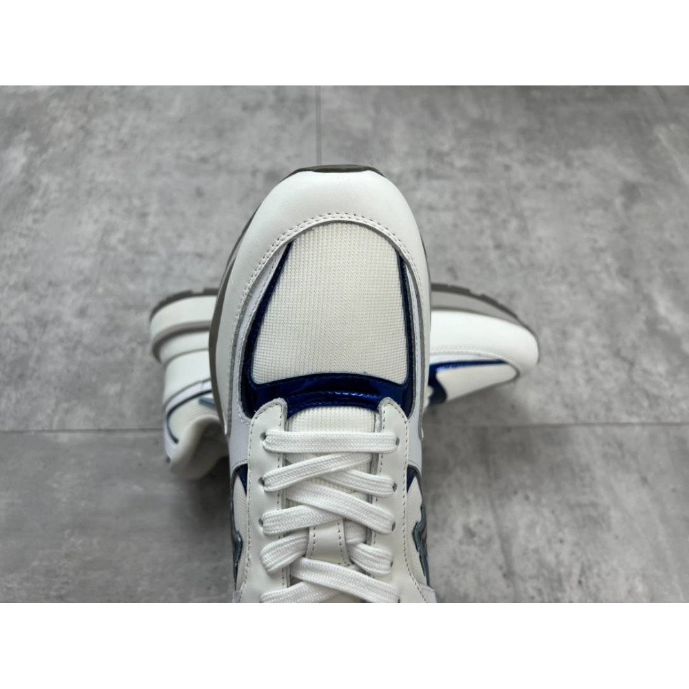 Run away Sneakers Run away Sneakers