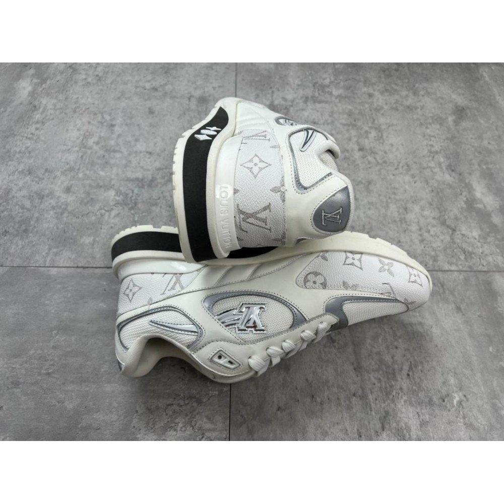 Run away Sneakers Run away Sneakers