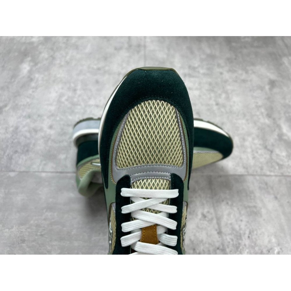Run away Sneakers Run away Sneakers