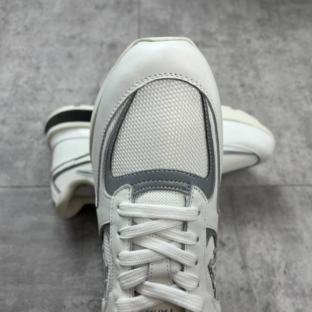 Run away Sneakers Run away Sneakers