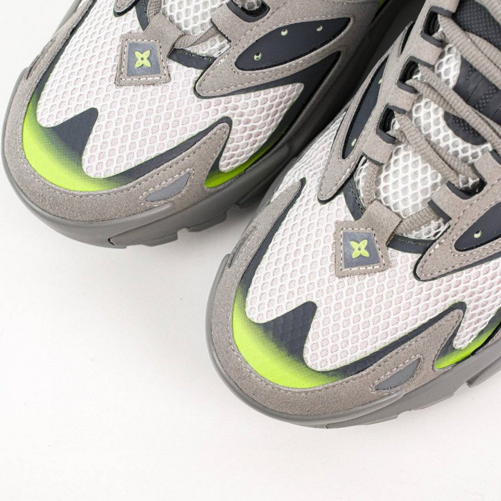 Runner Tatic 