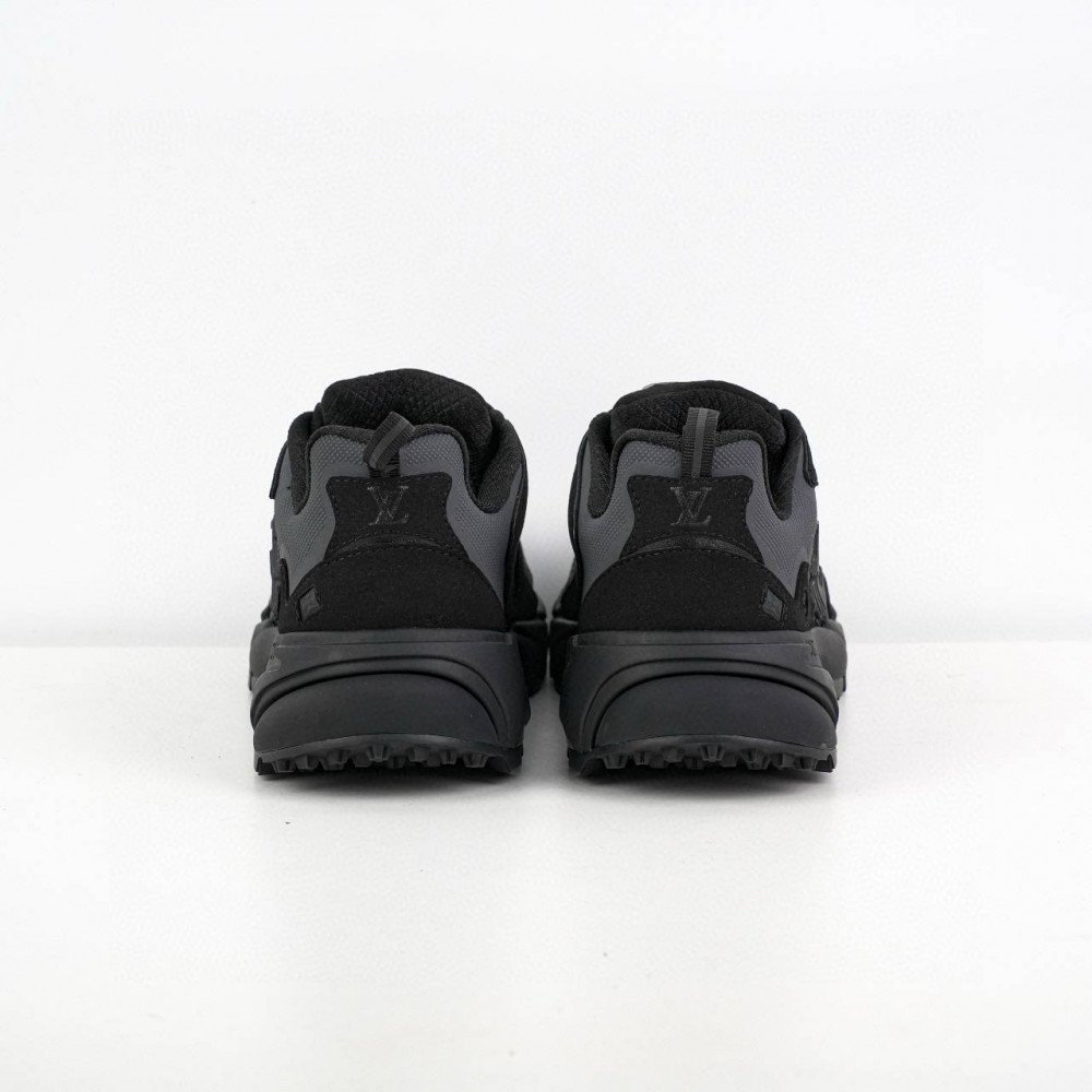 Runner Tatic 
