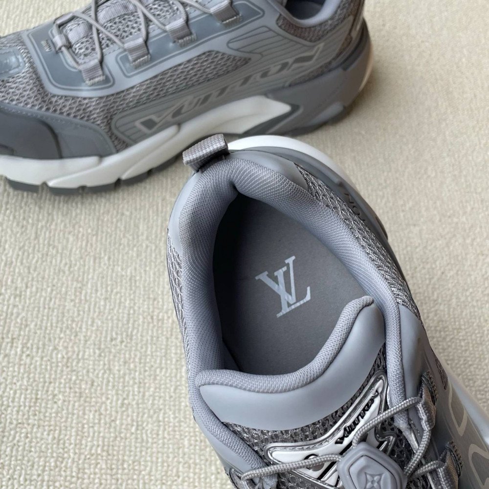Runner Tatic 