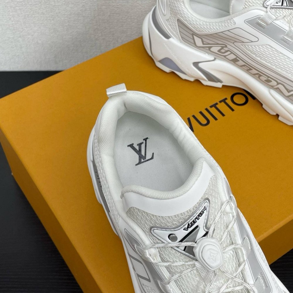 Runner Tatic 