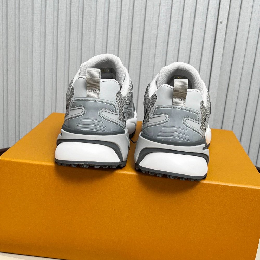 Runner Tatic 