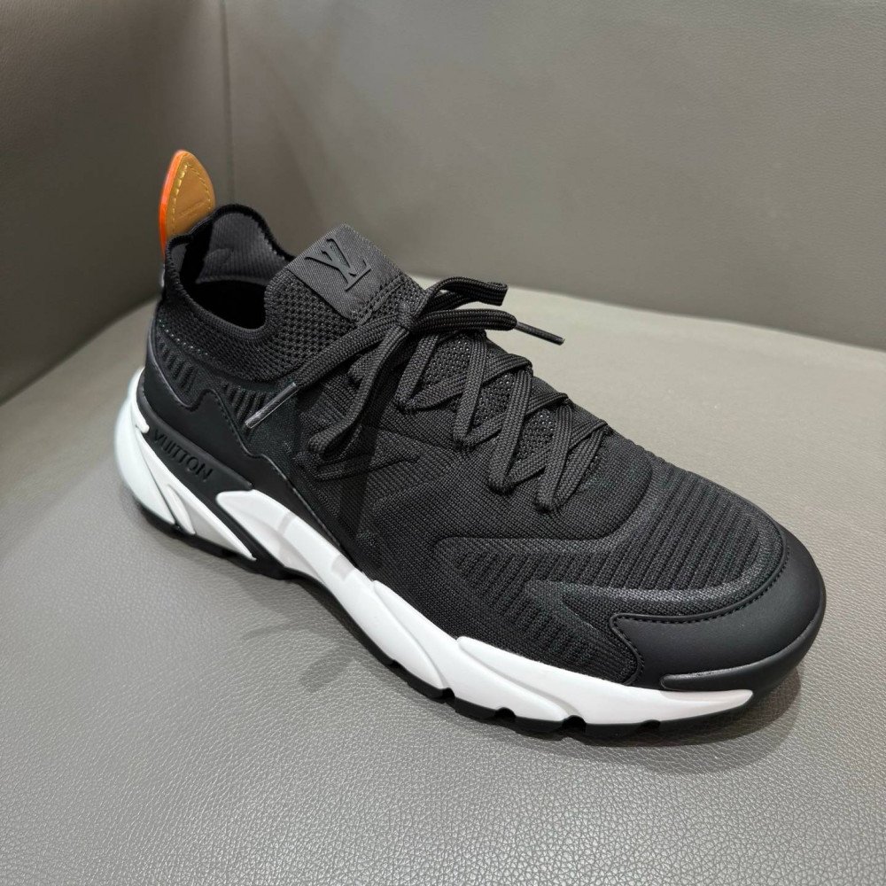 Runner Tatic 