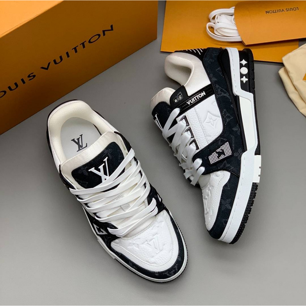 LV Trainer Sneaker