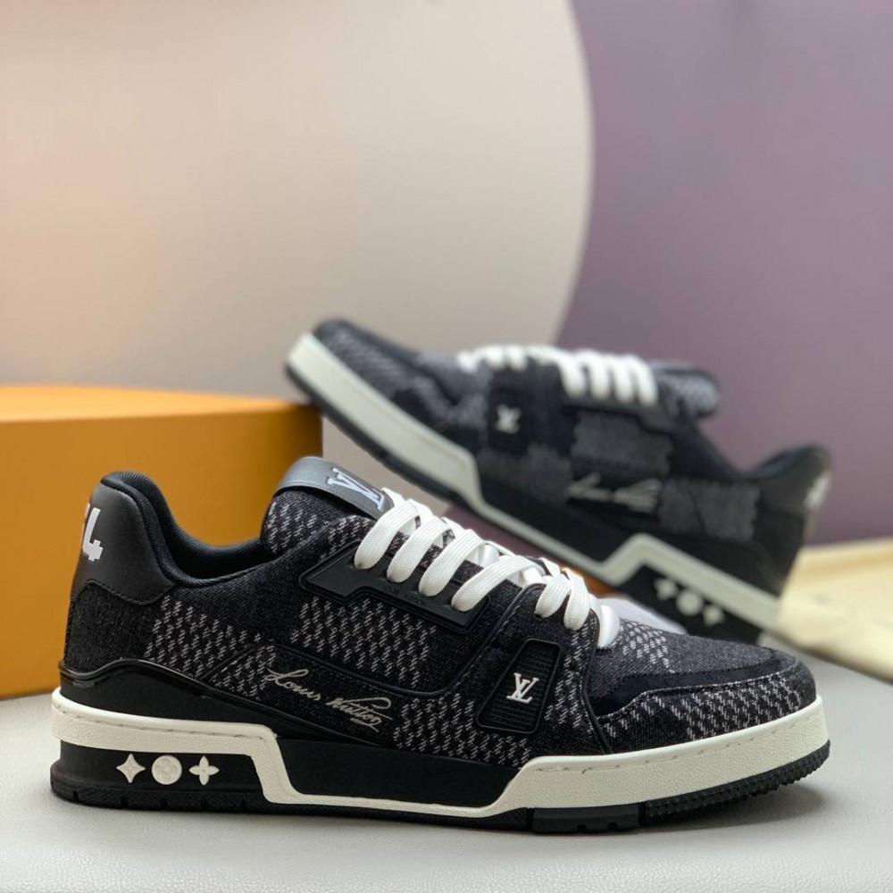 LV Trainer Sneaker