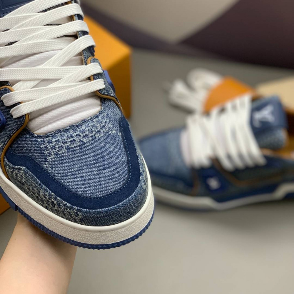 LV Trainer Sneaker