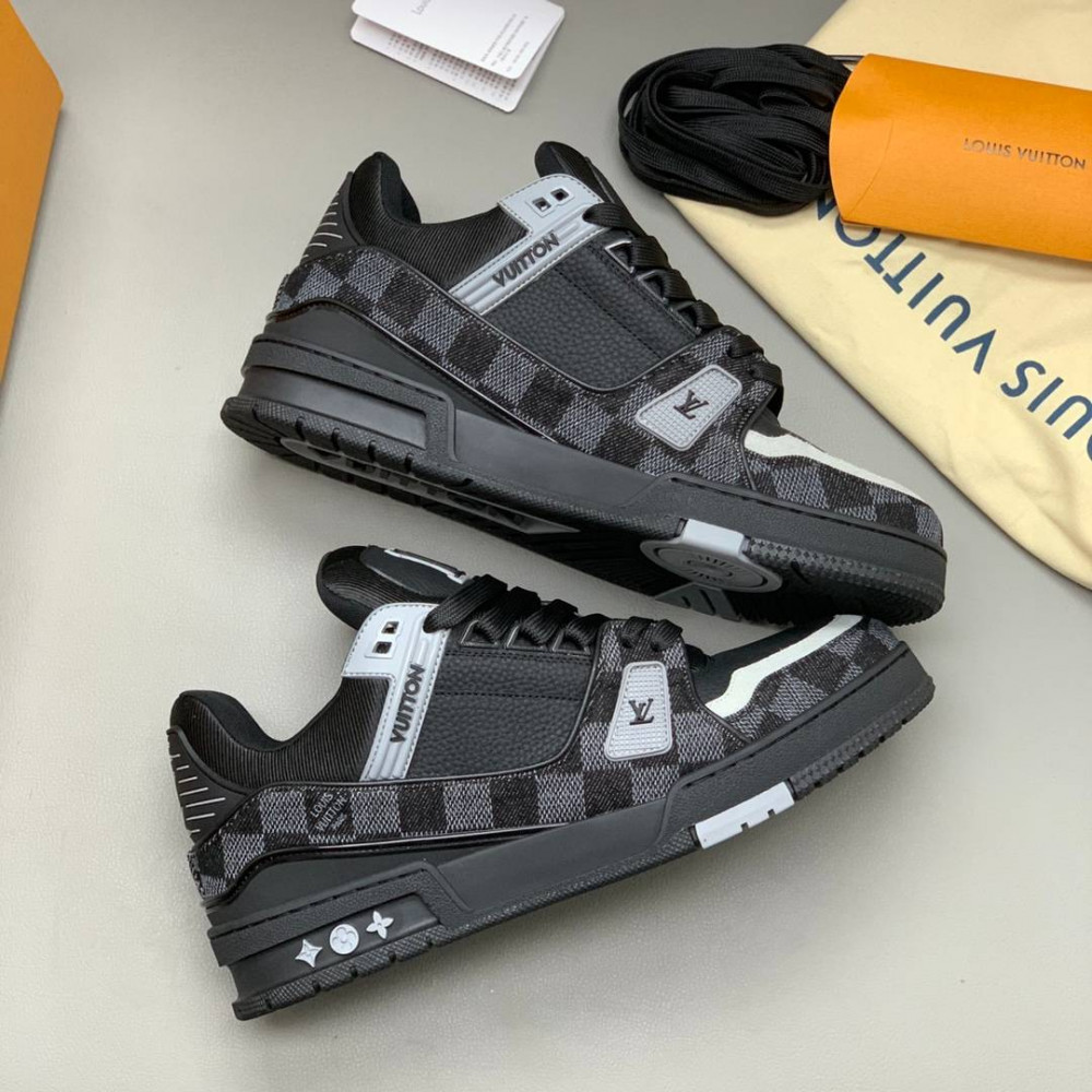 LV Trainer Sneaker