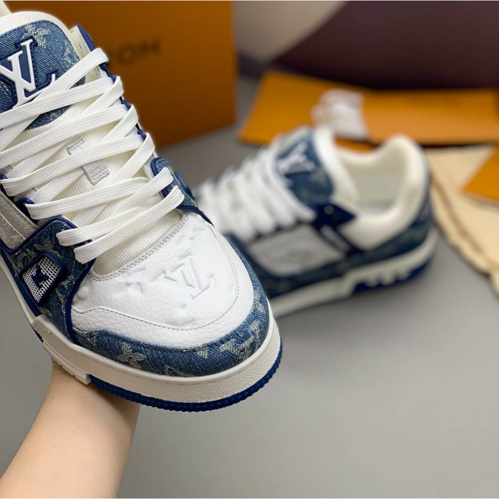 LV Trainer Sneaker
