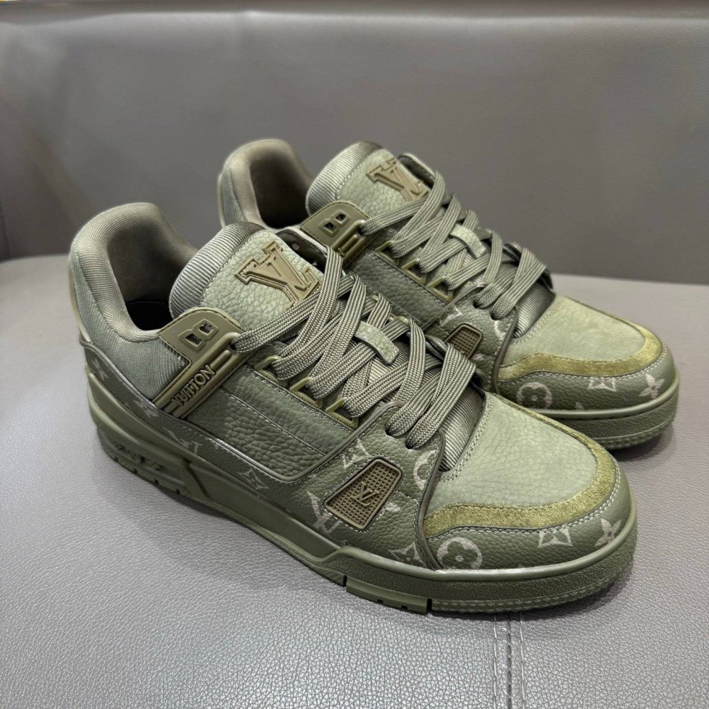 LV Trainer Sneaker