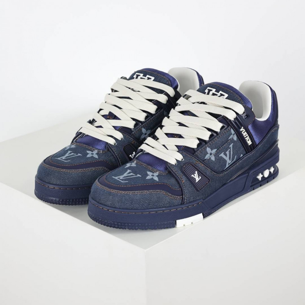 LV Trainer Sneaker