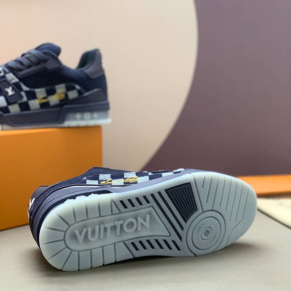 LV Trainer Sneaker