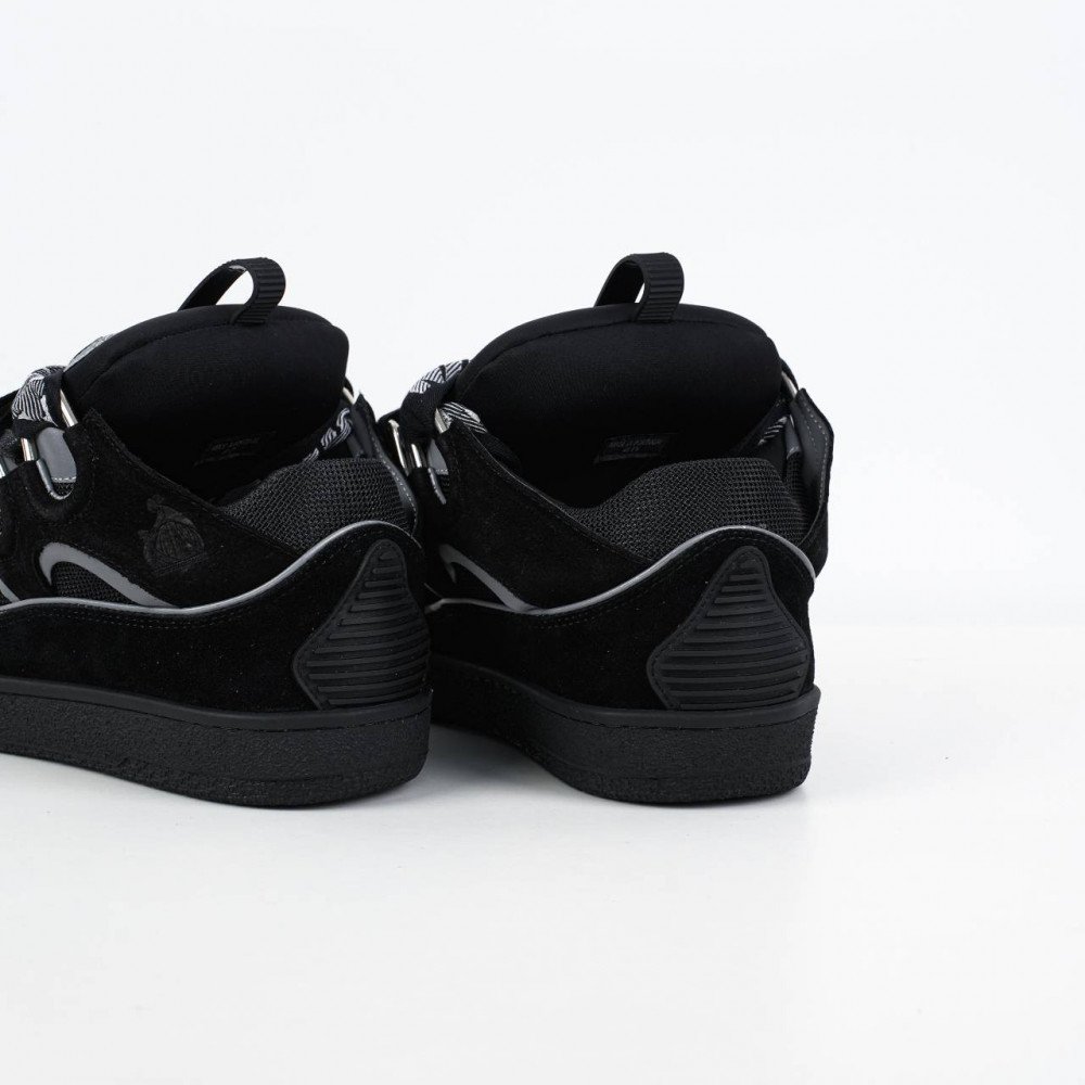 Curb Sneakers